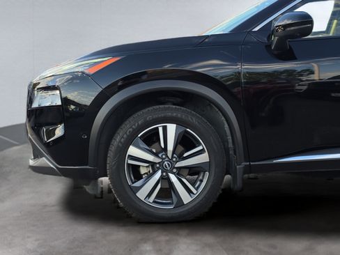 Used 2023 Nissan Rogue SL w/ SL Premium Package FWD image 15