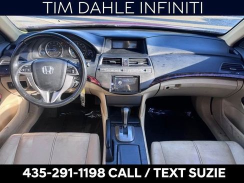 Used 2010 Honda Crosstour EX-L image 2