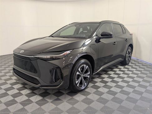 Used 2024 Toyota bZ4X XLE image 1