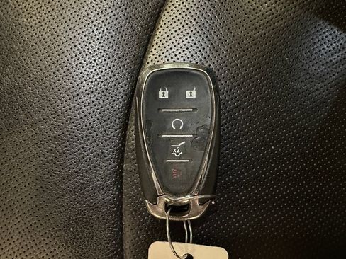 Used 2018 Chevrolet Equinox Premier AWD/4WD image 17