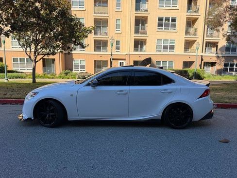 Used 2015 Lexus IS 250 w/ F-Sport Package RWD image 6