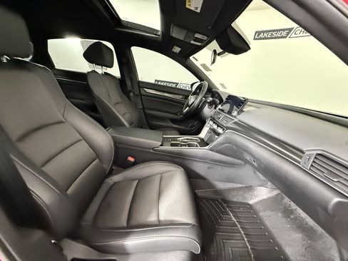 Used 2021 Honda Accord Sport image 16