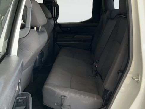 Used 2024 Toyota Tacoma SR AWD/4WD image 21