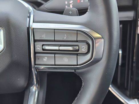 Used 2024 GMC Acadia Elevation w/ Luxury Package FWD image 25