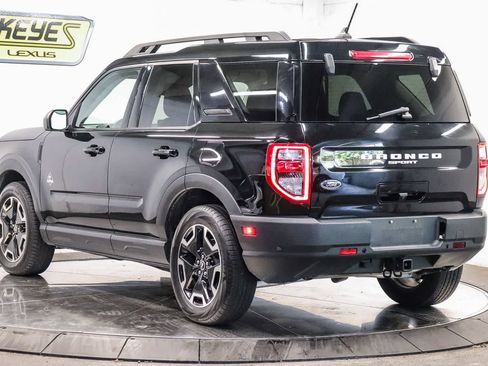 Used 2023 Ford Bronco Sport Outer Banks w/ Tech Package AWD/4WD image 2