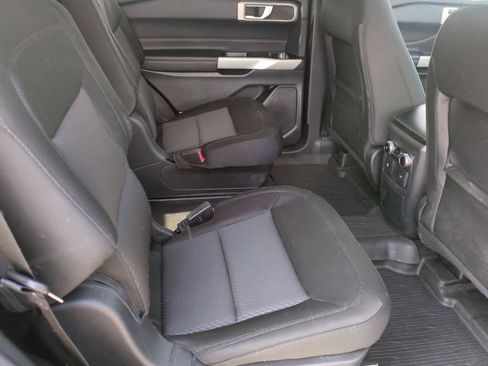 Used 2023 Ford Explorer XLT image 20