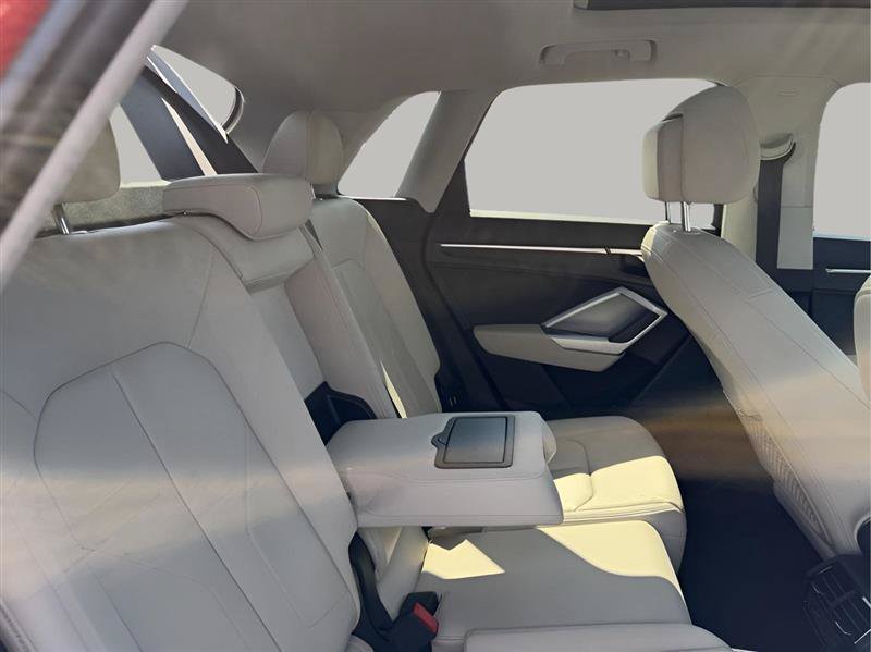 Used 2020 Audi Q3 2.0T Premium Plus w/ Premium Plus Package AWD/4WD image 36