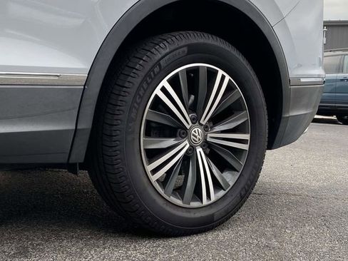 Used 2018 Volkswagen Tiguan SEL image 11