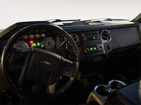 Used 2009 Ford F250 Lariat image 10