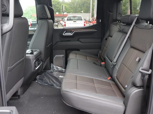 New 2026 Chevrolet Silverado 1500 High Country w/ Midnight Edition AWD/4WD image 21