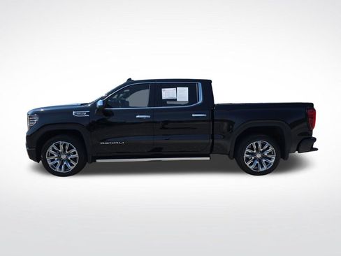 Used 2024 GMC Sierra 1500 Denali AWD/4WD image 3