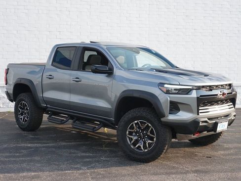 New 2025 Chevrolet Colorado ZR2 w/ Technology Package image 3