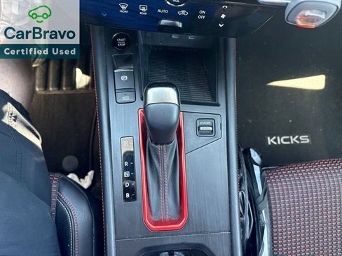 Used 2025 Nissan Kicks SR AWD/4WD image 13