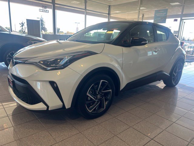 Used 2021 Toyota C-HR Limited FWD image 16