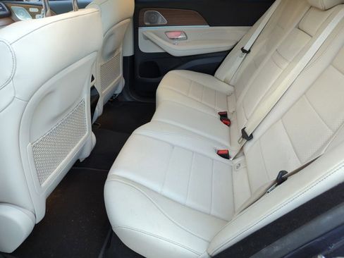 Used 2025 Mercedes-Benz GLE 350 4MATIC image 13