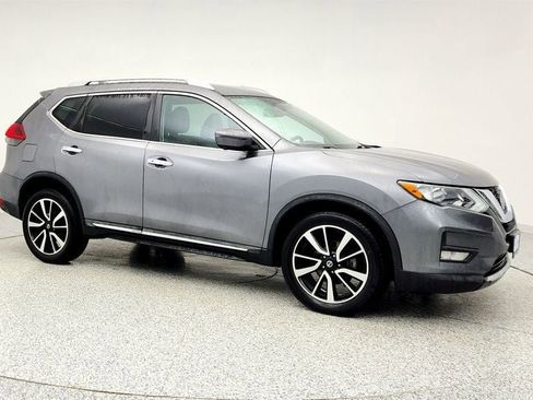 Used 2020 Nissan Rogue SL image 3