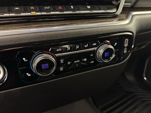 Used 2023 Chevrolet Silverado 1500 LT image 18