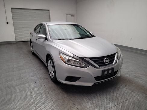 Used 2016 Nissan Altima 2.5 S w/ Power Driver Seat Package FWD image 14