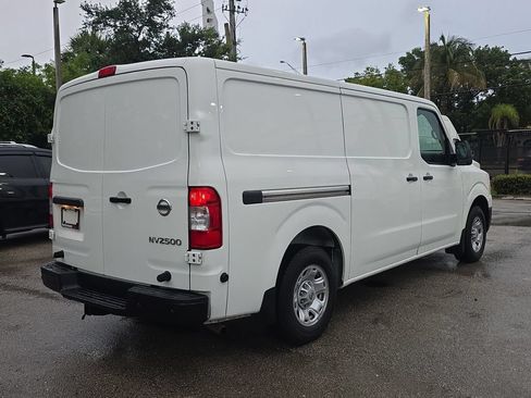 Used 2021 Nissan NV 2500 SV RWD image 8