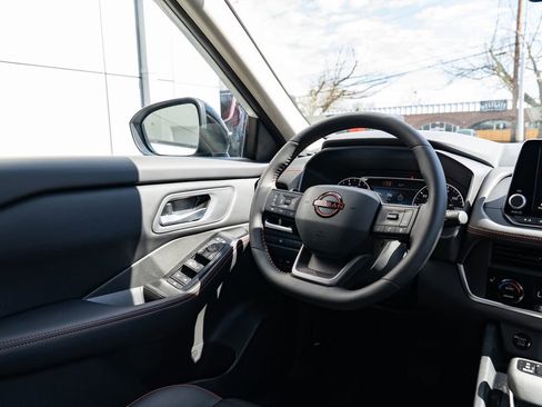 New 2026 Nissan Rogue SV AWD/4WD image 11