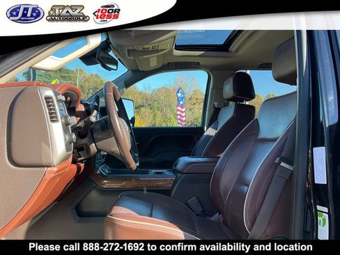 Used 2017 Chevrolet Silverado 2500 High Country image 11
