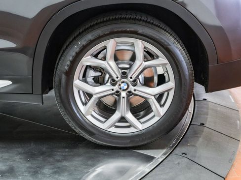 Used 2023 BMW X3 sDrive30i w/ Premium Package image 11