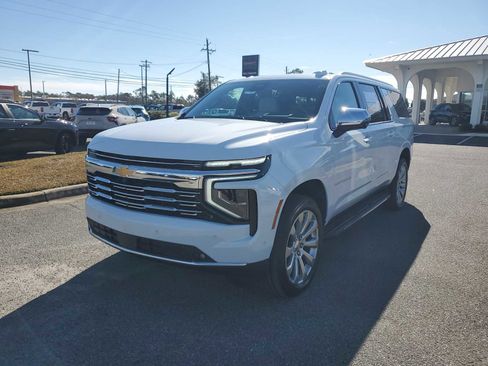 New 2026 Chevrolet Suburban Premier image 1