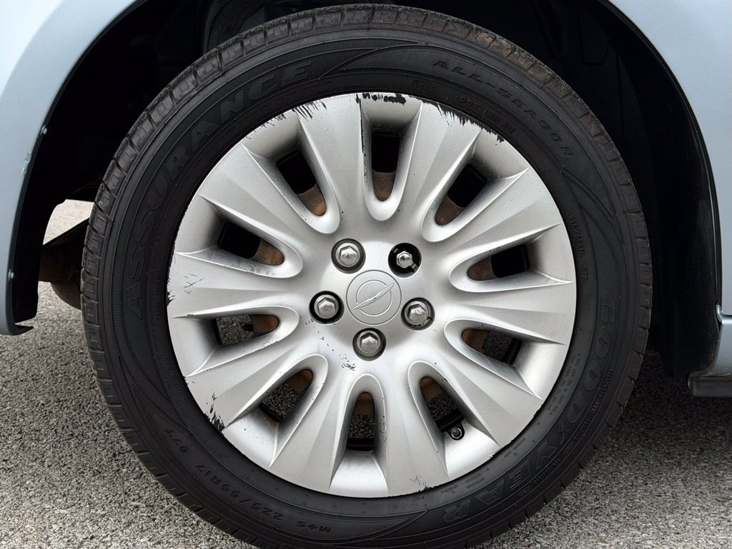 Used 2014 Chrysler 200 LX FWD image 30