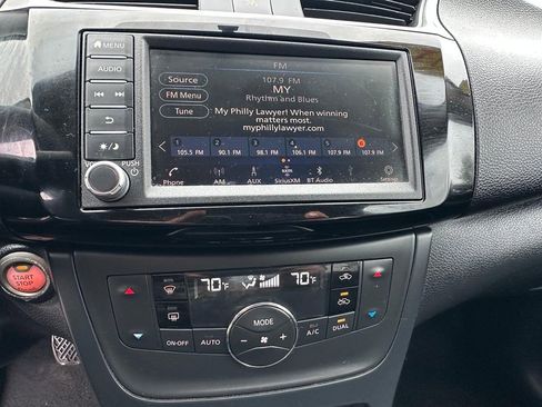 Used 2019 Ford Fiesta SE image 19