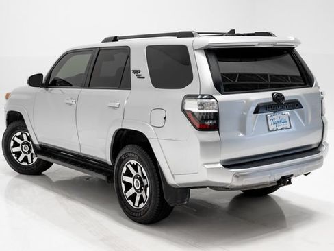 Used 2020 Toyota 4Runner TRD Off-Road AWD/4WD image 29