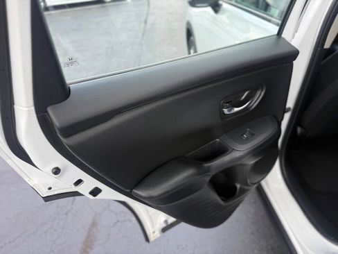 Used 2024 Honda HR-V LX image 15