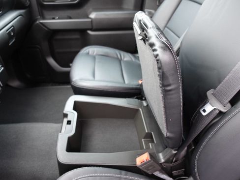 Used 2023 Chevrolet Silverado 1500 Custom image 56