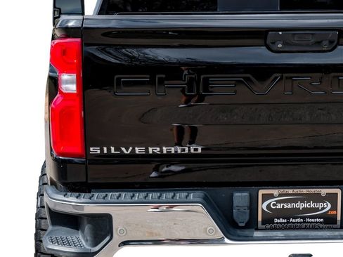 Used 2020 Chevrolet Silverado 2500 LTZ w/ LTZ Texas Edition image 47