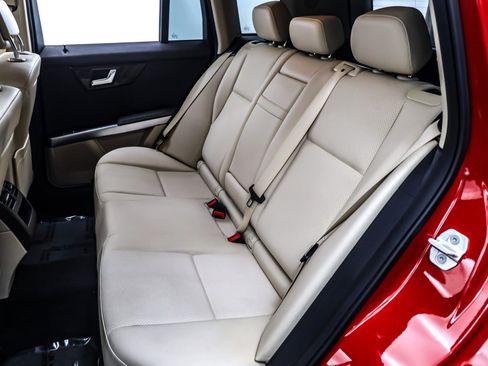 Used 2015 Mercedes-Benz GLK 350 2WD image 8