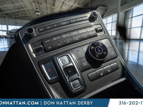 Used 2023 Hyundai Santa Fe SEL image 9