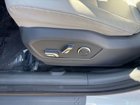 Used 2025 Hyundai Santa Fe SEL image 23