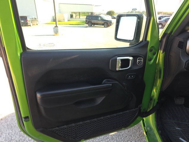 Used 2018 Jeep Wrangler Unlimited Sport S AWD/4WD image 15
