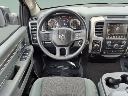 Used 2016 RAM 1500 Big Horn AWD/4WD image 11
