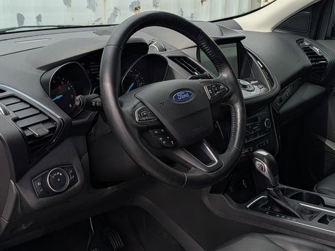 Used 2019 Ford Escape Titanium FWD image 22