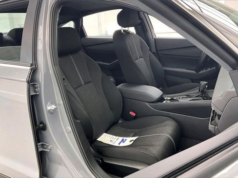 Certified 2025 Honda Accord Sport image 7