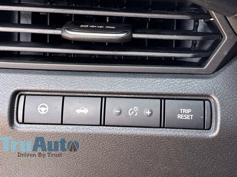 Used 2021 Nissan Altima 2.5 SV w/ SV Premium Package AWD/4WD image 37