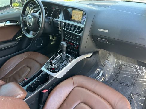 Used 2011 Audi A5 2.0T Premium Plus image 9