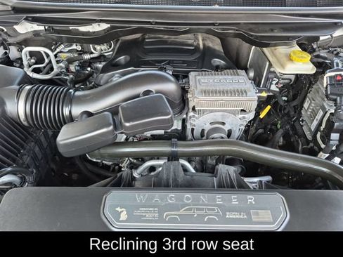 Used 2022 Jeep Wagoneer Series III w/ Premium Group I AWD/4WD image 34