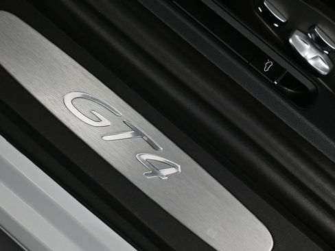 Used 2023 Porsche 718 Cayman GT4 image 25