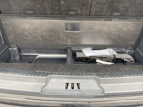 Used 2024 Ford Expedition Limited image 21