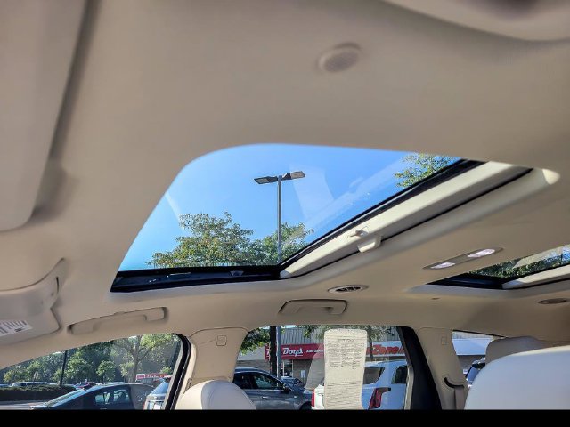 Certified 2023 Buick Enclave Premium w/ Experience Buick Package AWD/4WD image 9