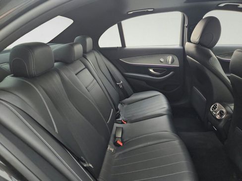 Used 2021 Mercedes-Benz E 350 Sedan image 35