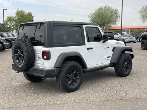 Certified 2022 Jeep Wrangler Sport AWD/4WD image 6