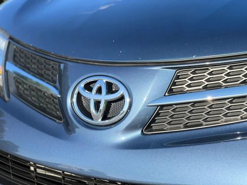 Used 2014 Toyota RAV4 LE AWD/4WD image 9