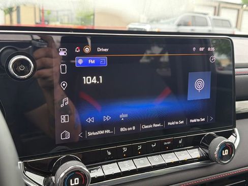 Used 2024 Chevrolet Colorado Z71 w/ Z71 Convenience Package 2 image 27